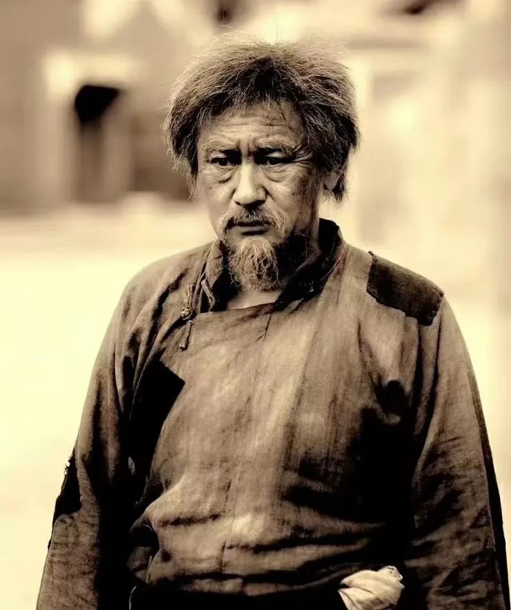 江珊和李洪涛多年重聚深情相拥,李洪涛江珊徐帆同学