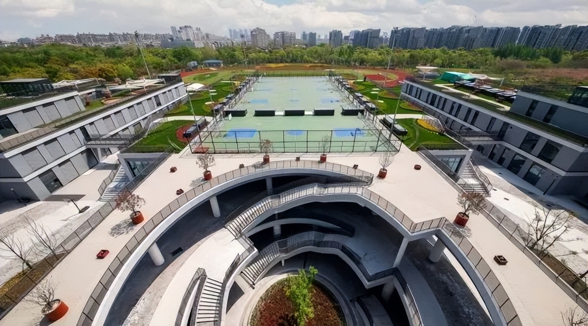 新江湾小学丶初中丶高中简介和校园实景照片！学校对口小区一栏