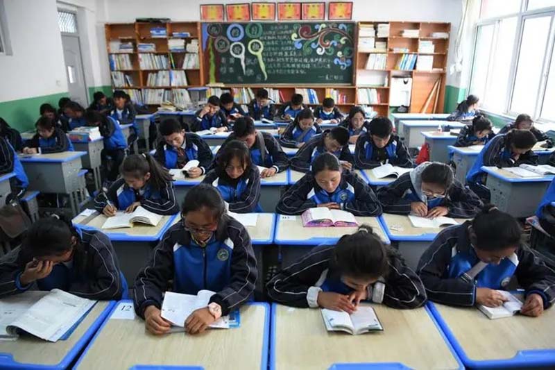 90后小伙自制内衣,90后小夫妻在家创业做内衣