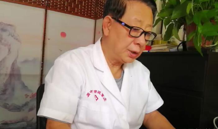 帕金森老年痴呆症晚期症状,帕金森晚期最严重的症状