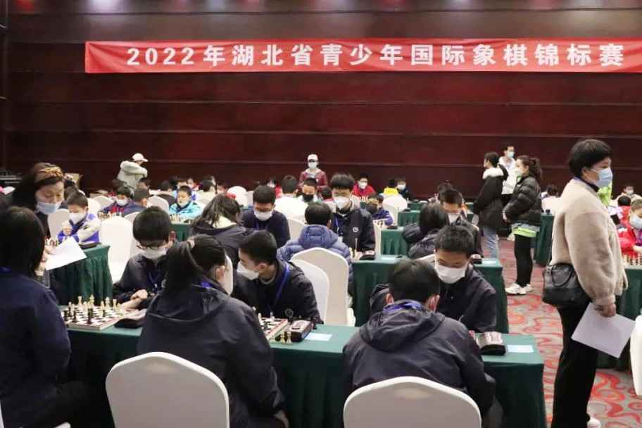 包揽前三名,包揽前三中国队