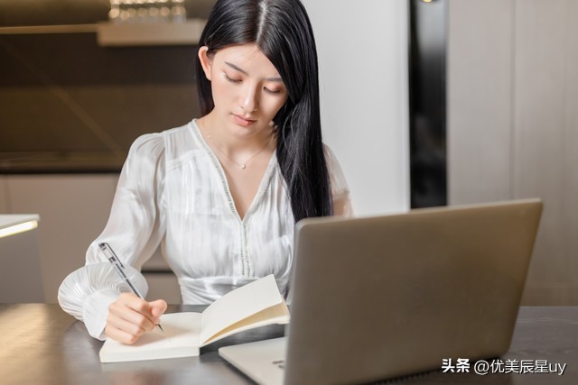 女生自考大专有哪些专业,大专文科女生读什么专业