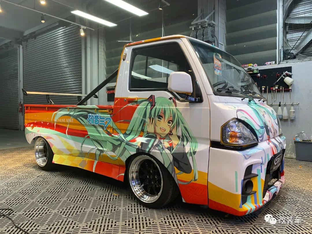 五菱兴旺面包车最新款,第二代五菱兴旺小卡