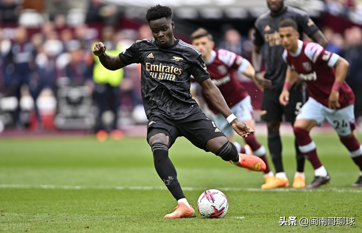 姆巴佩足坛身价,瑞士知名足球运动员