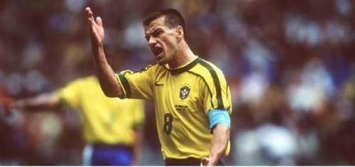 昔日英雄1-48集免费看,98年世界杯32强以及阵容