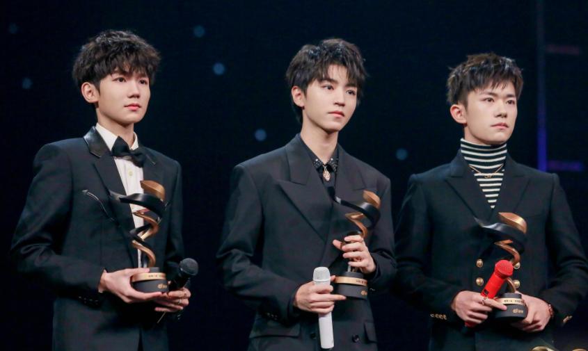 tfboys十周年演唱会为啥不同台,tfboys十周年演唱会会公布解散吗