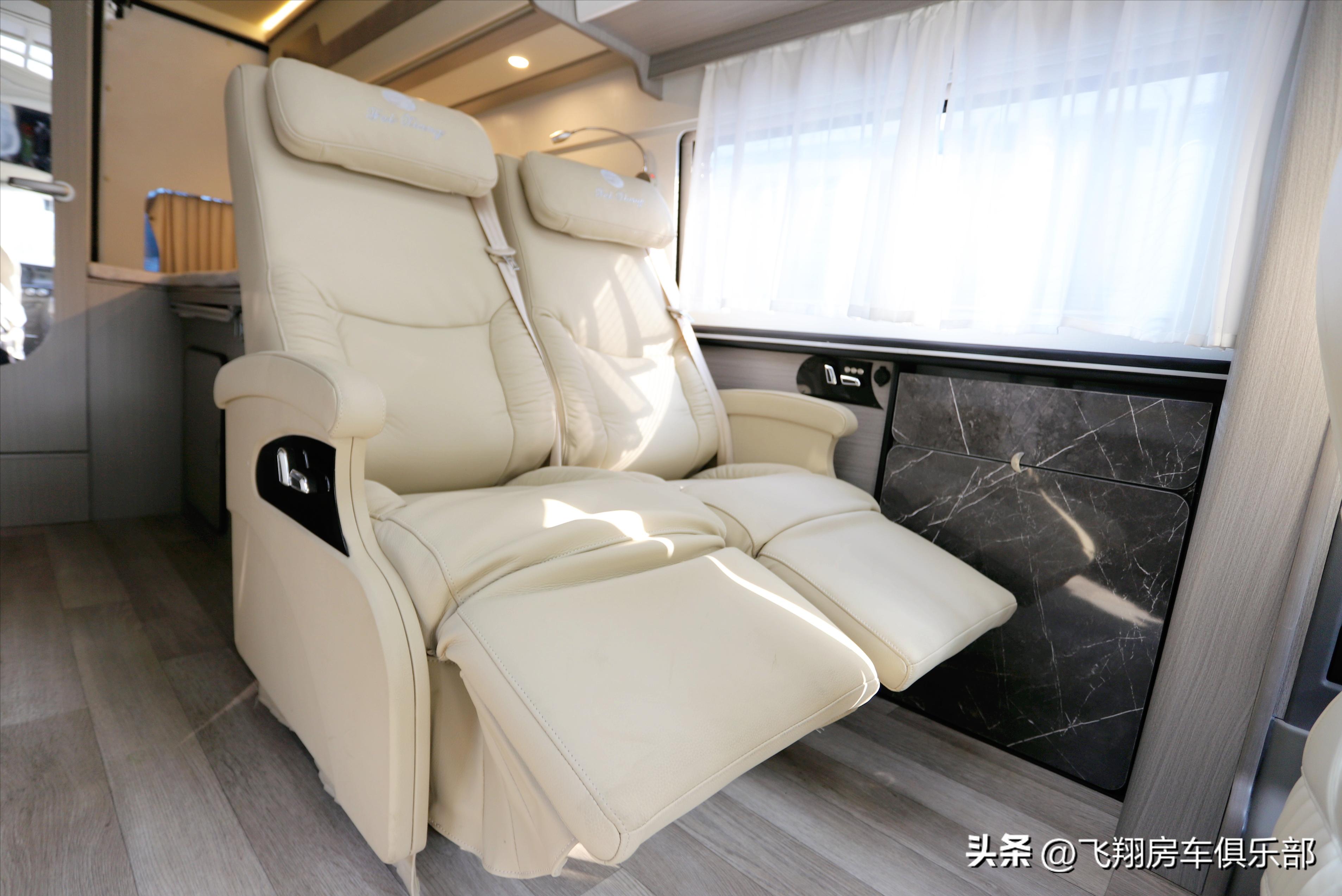 多功能厅折叠隔断可移动,多功能厅折叠隔墙可隐藏