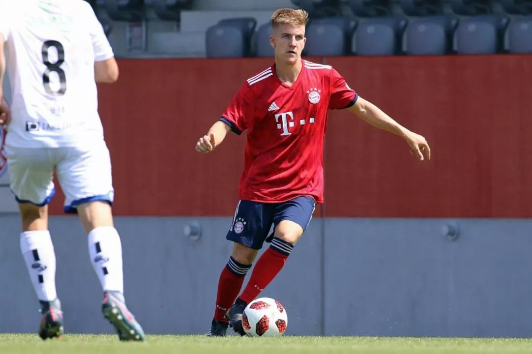 自由杯2021-2022积分榜,自由杯独立队vs拉拉比分