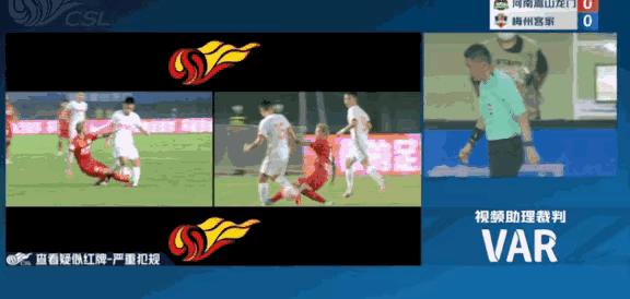 中国足球又上演全武行，口嗨行，侯宇被爆嘴巴不干净，被人追打