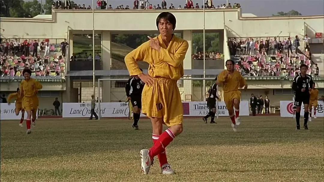 1个穷困潦倒捡废品的人，心怀功夫自创少林足球队最后逆袭成功！