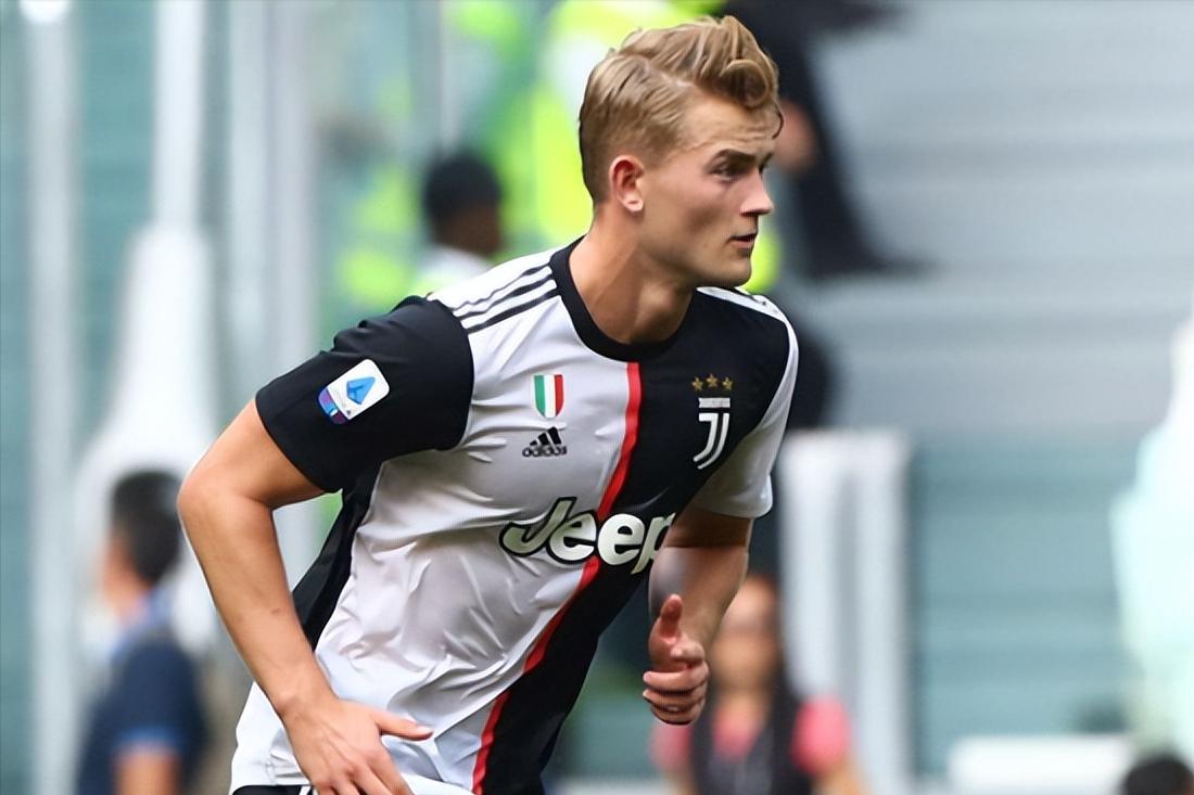 德利赫特在拜仁手球,德利赫特校园版手球