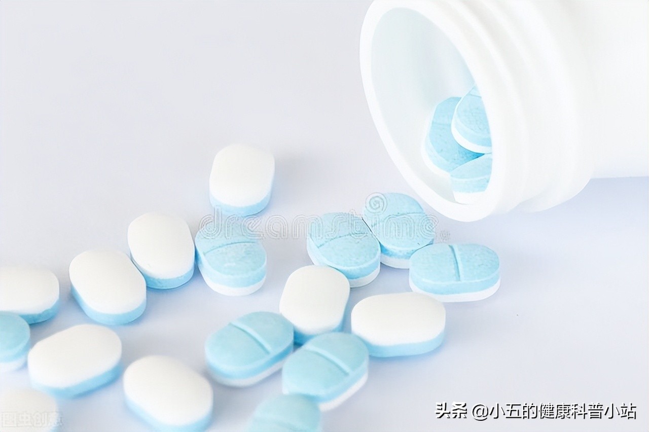 非布司他是防治痛风的常用药，可以长期服用，但需要注意这4点