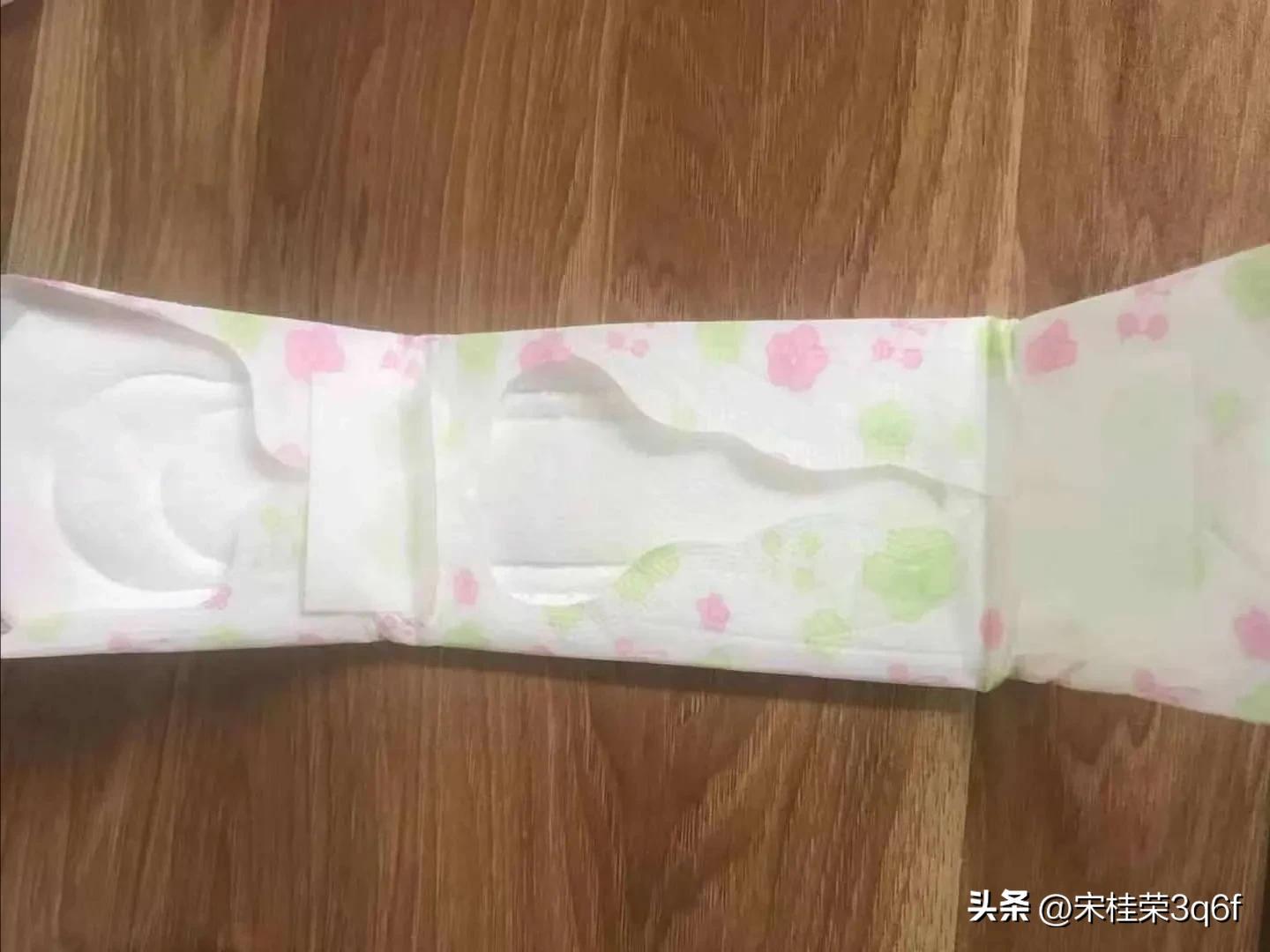 刀纸和卫生巾哪个更适合产妇使用,产妇计量型卫生巾使用方法