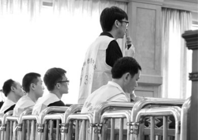 10年前卖肾少年卖苹果手机,高中生卖肾换苹果手机事件