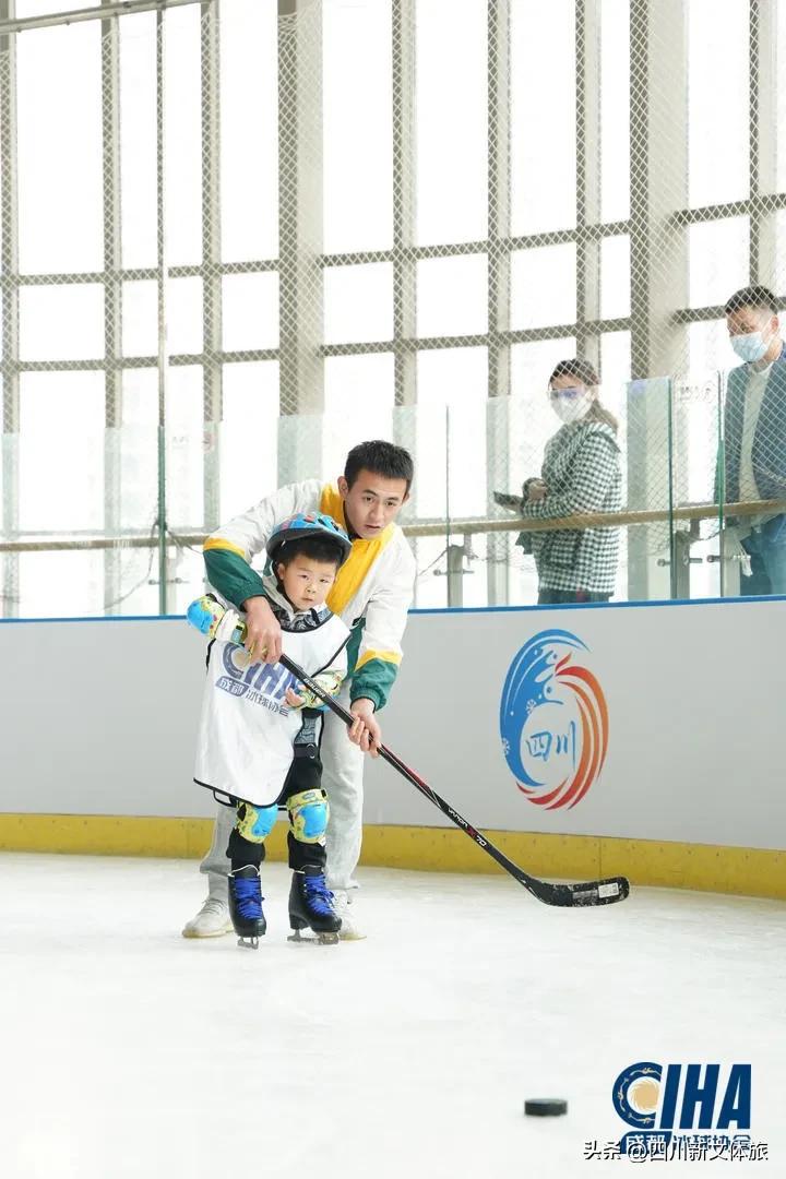 成都青少年夏令营训练营,成都青少年篮球训练营推荐