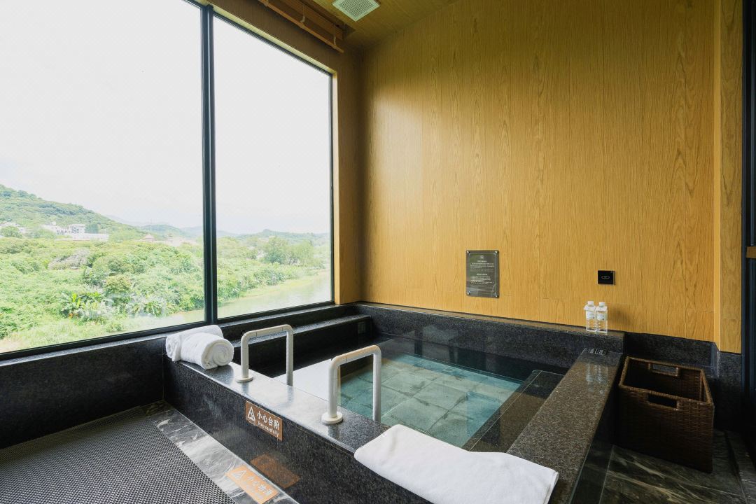 广东最值得推荐的温泉度假村,广东第一峰温泉是真温泉