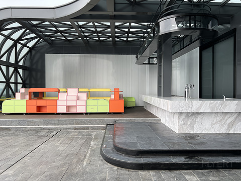 窗含西岭千秋雪成都环球中心雪山,窗含西岭千秋雪魅力成都