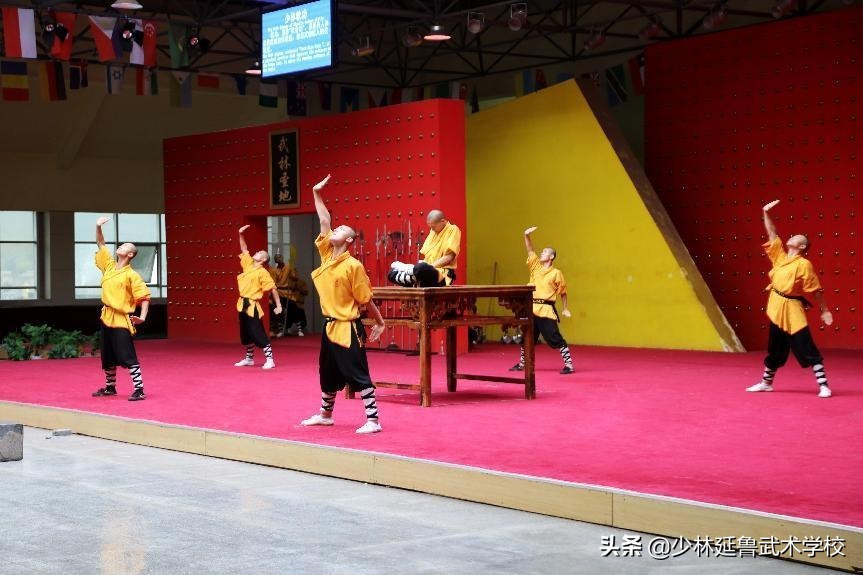 中国足球发展基金会领导来校调研指导,共筑体育事业发展平台