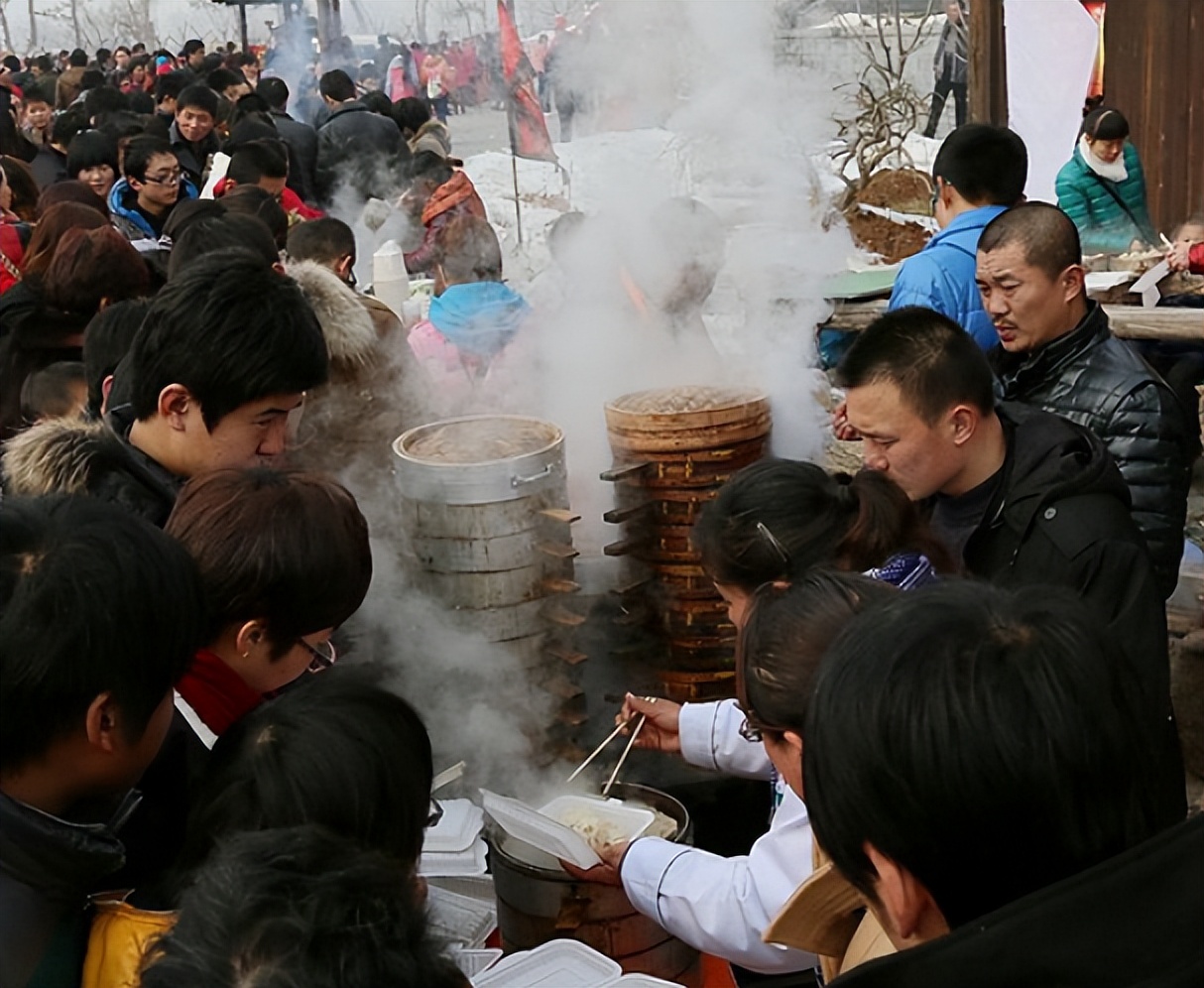 东北农村1000多米的大集,东北农村大集有什么好玩的