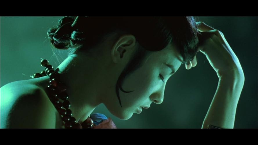 长津湖之水门桥被美军飞机扫射,徐克拍长津湖水门桥