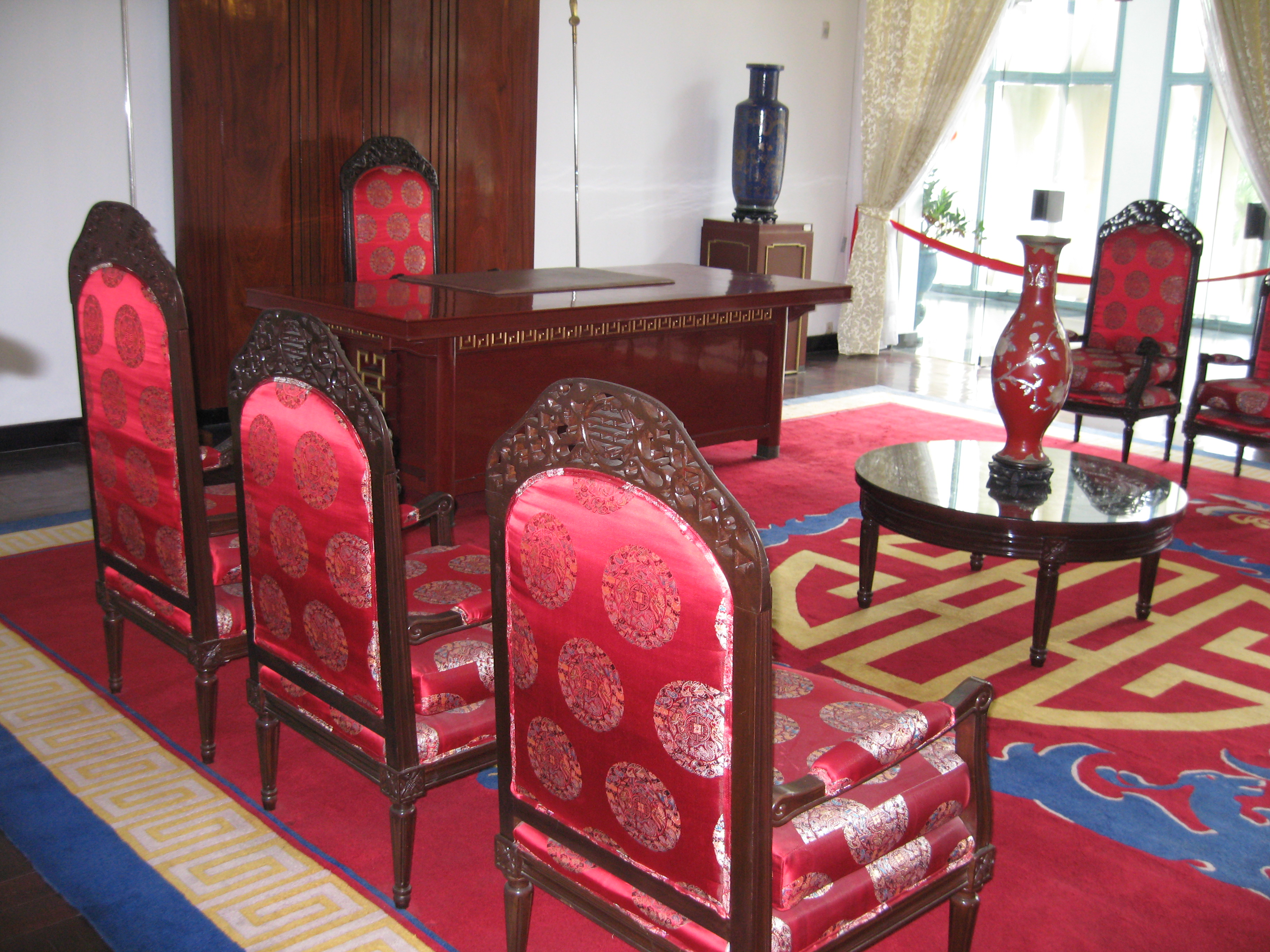 以前的西贡市和现在的胡志明市 (柬埔寨西贡和越南西贡)