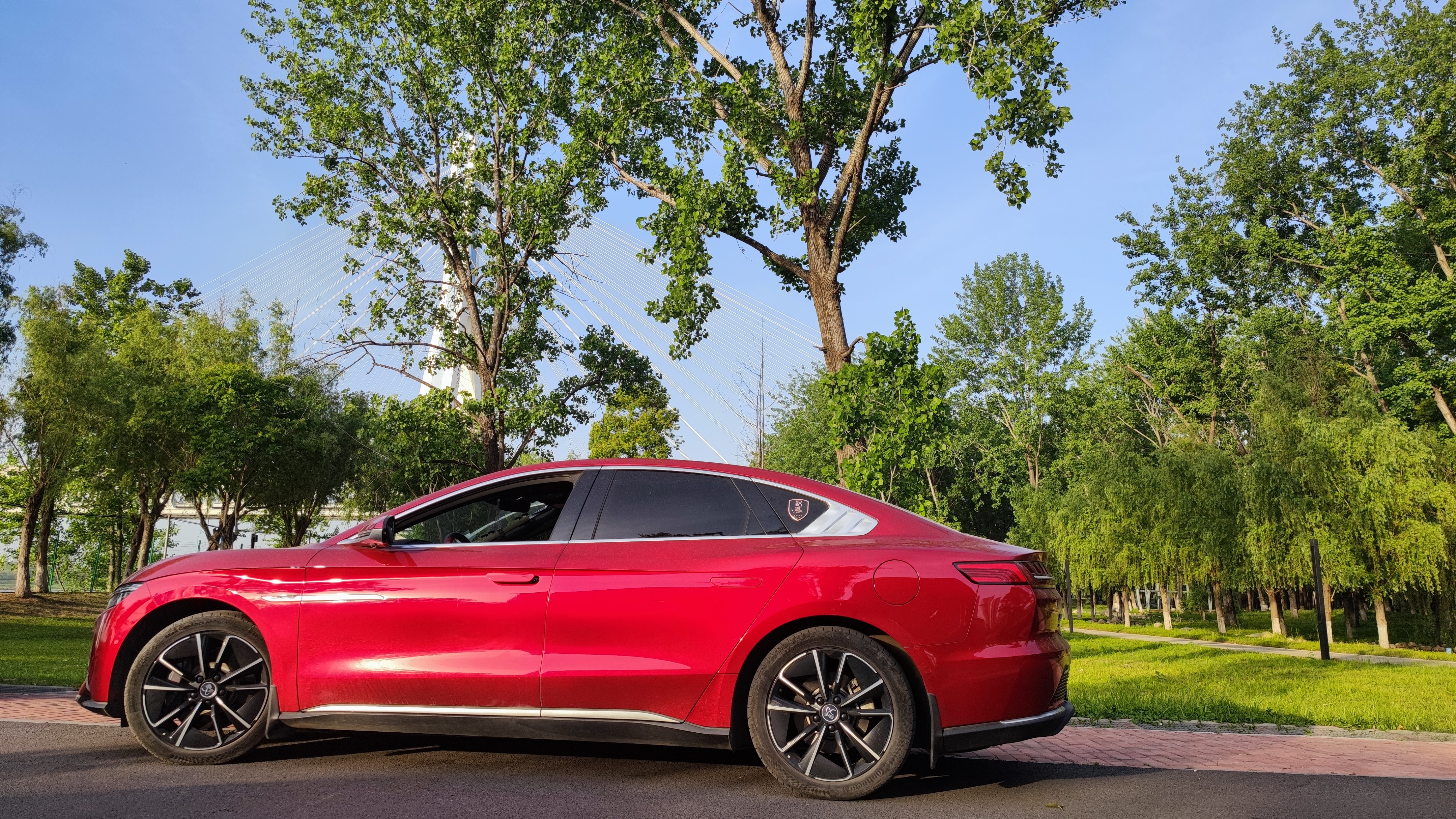 五一武汉江滩旅游人山人海,武汉青山江滩攻略