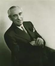 含糖竟是可乐两倍！资本如何用健康营销骗你买果汁？