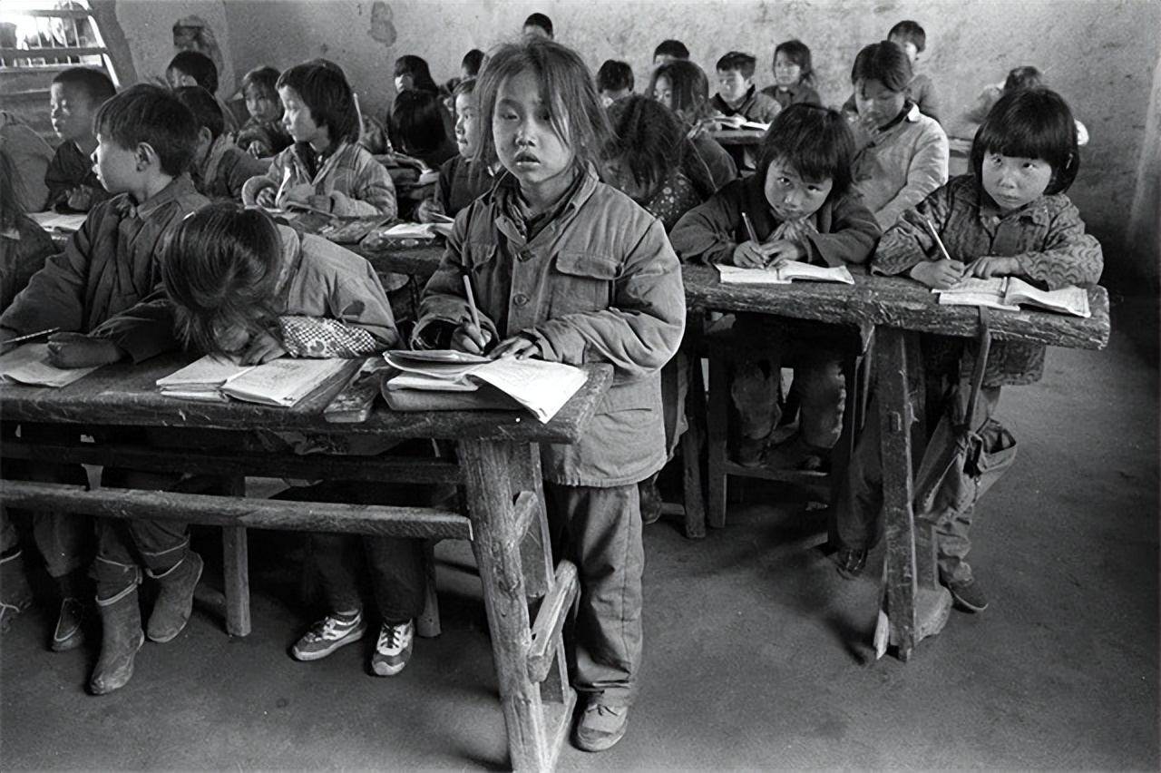 31年前,她因一双“大眼睛”震撼全国,安徽女孩苏明娟现状如何?