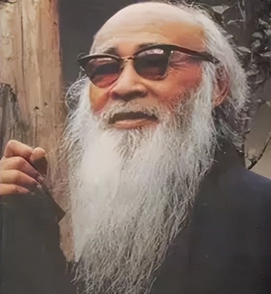 搞艺术的男人性格,搞艺术的人浪漫又多情