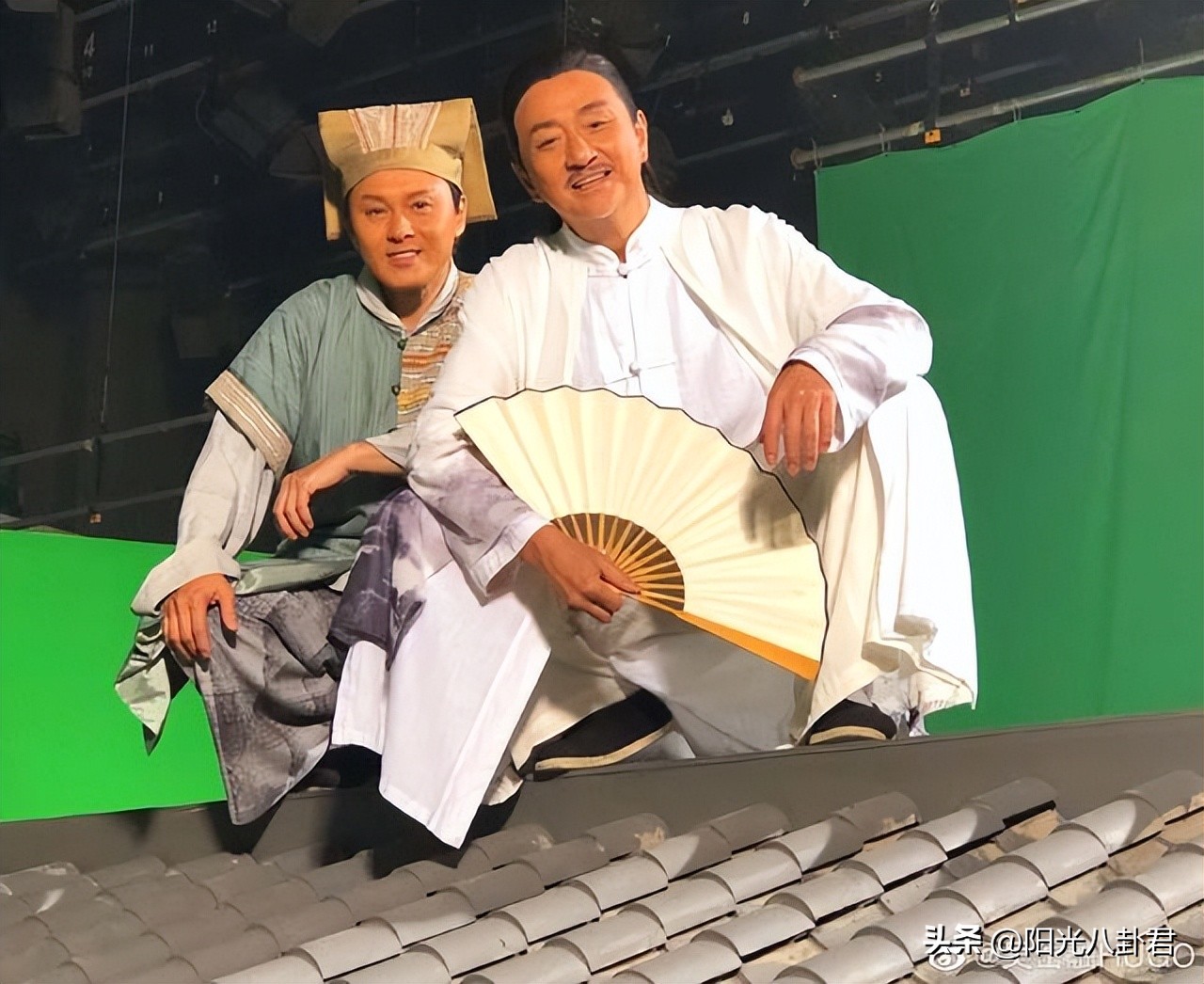 12位港星豪宅,定居内地的10位过气港星