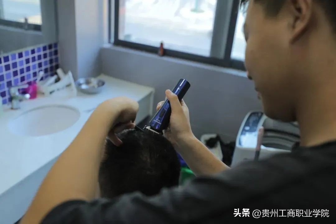 鍋ヨ韩鏁欑粌tony鑰佸笀,鍋ヨ韩tony鑰佸笀