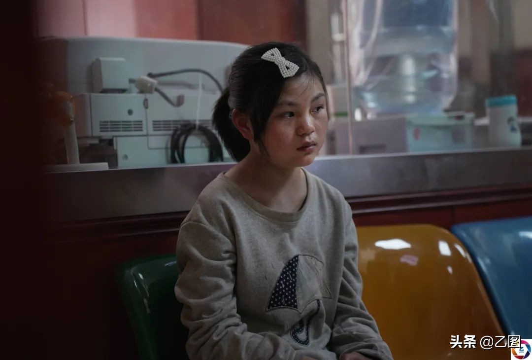 七岁女孩头上长疮怎么回事,女儿7岁身上长疮是什么原因