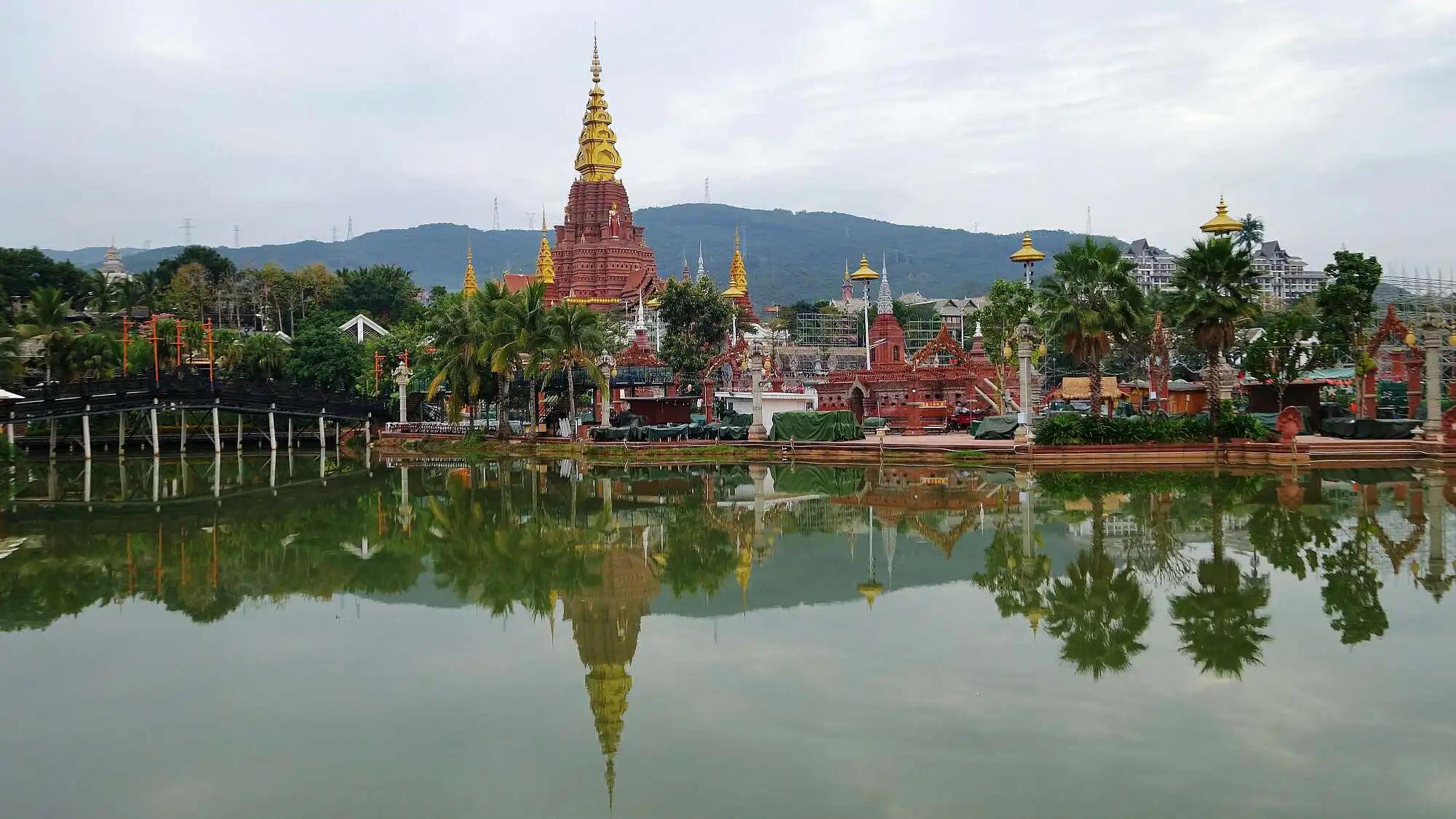 玩转云南西双版纳,西双版纳告庄夜市网红打卡之地