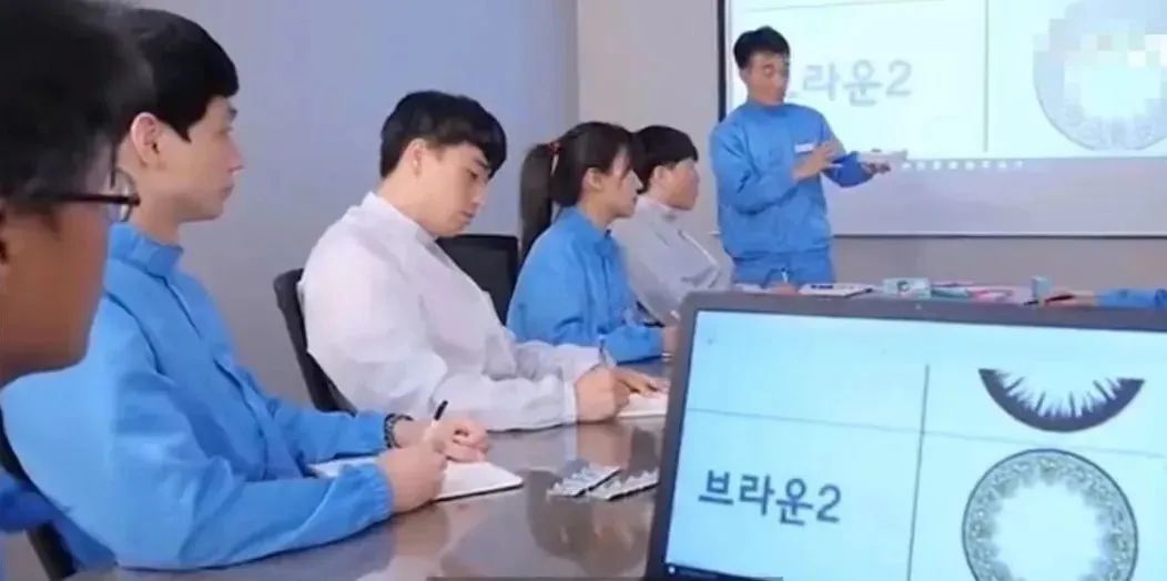 美瞳行业乱象丛生的原因,美瞳很暴利吗