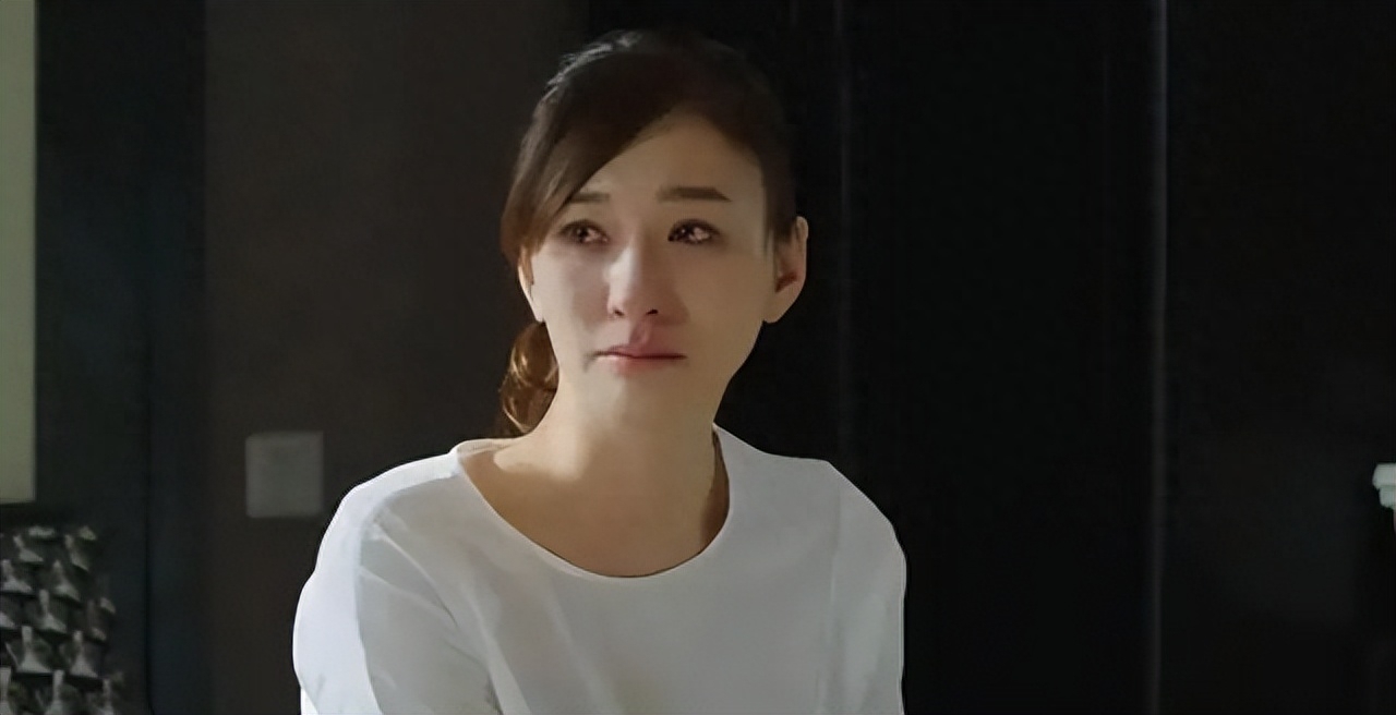 李小冉43岁的她再次逆袭,不老女神李小冉的坎坷情路