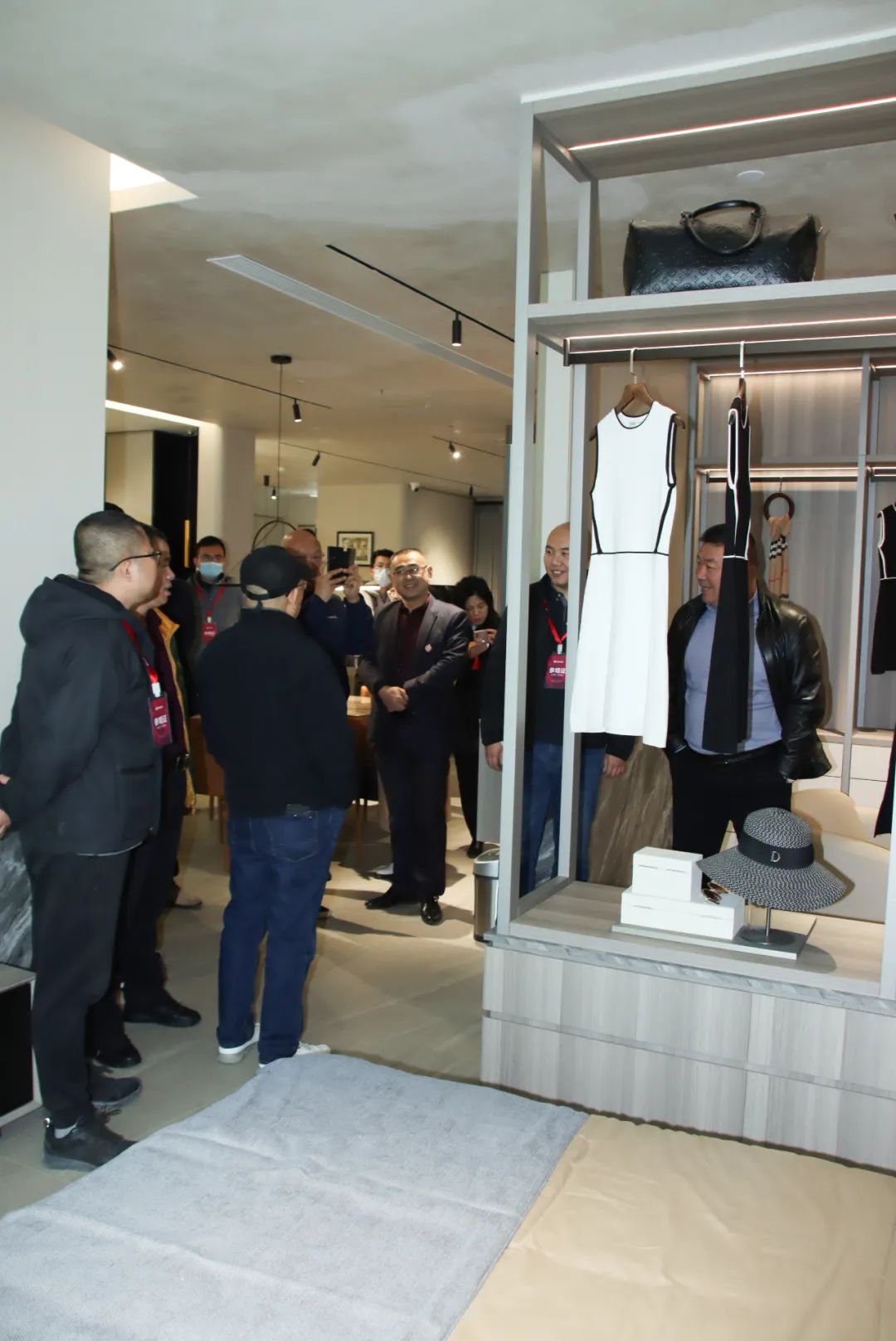 灞辫タ濂囩編姗辨煖,灞辫タ濂囩編鍘ㄦ煖绉戞妧鏈夐檺鍏徃