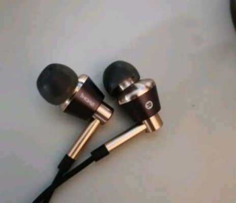 十大有线最佳音质入耳耳机推荐,百元内电脑游戏耳机推荐有线入耳