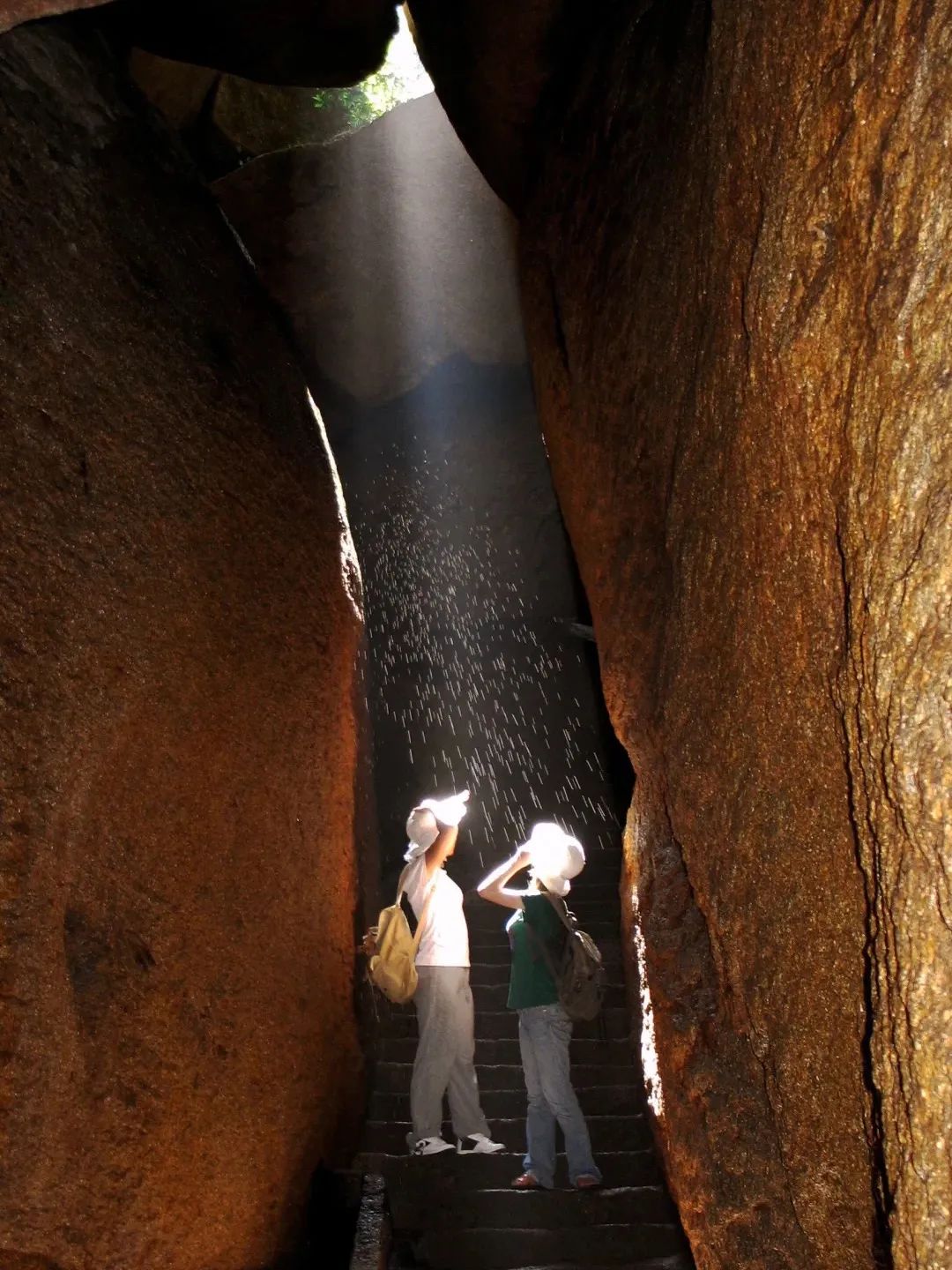 海美、小吃巨好吃！这个神还原游戏世界的小城，不该这样被埋没！