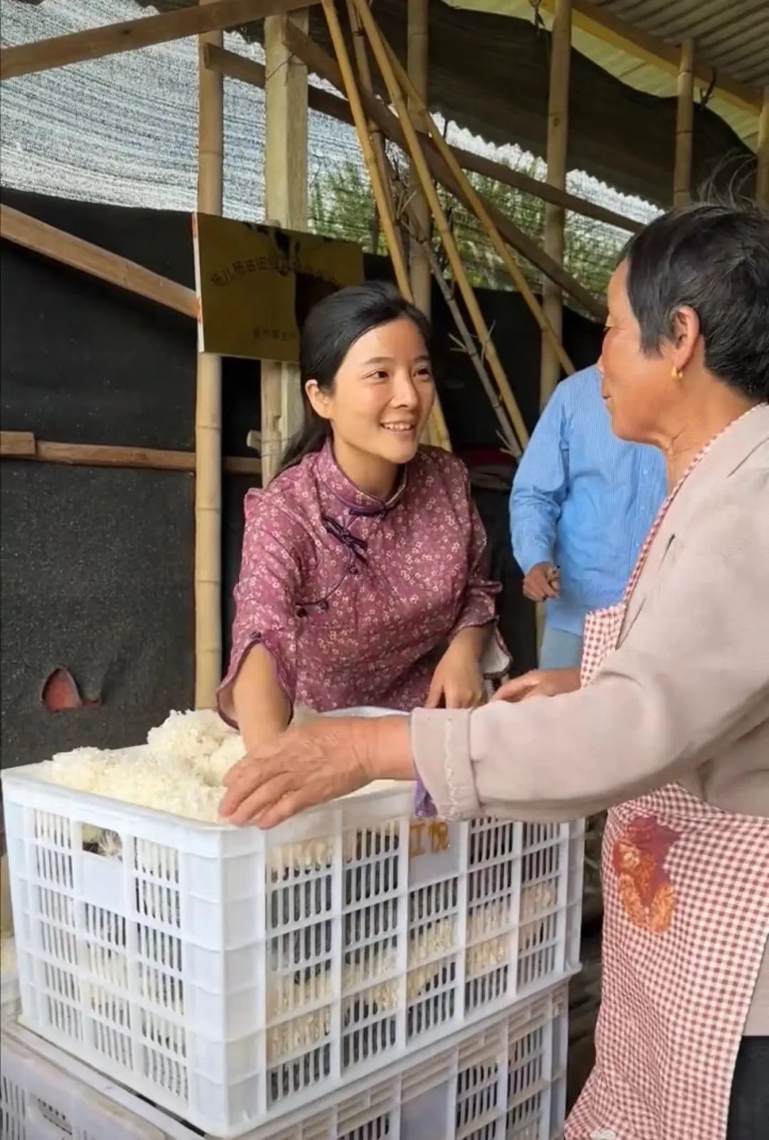 农村00后女孩为何被迫长大,农村00后女孩现状如何