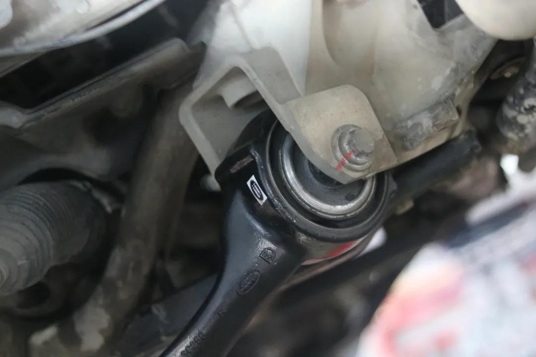 老款路虎揽胜修复,彻底翻新一辆路虎揽胜全过程