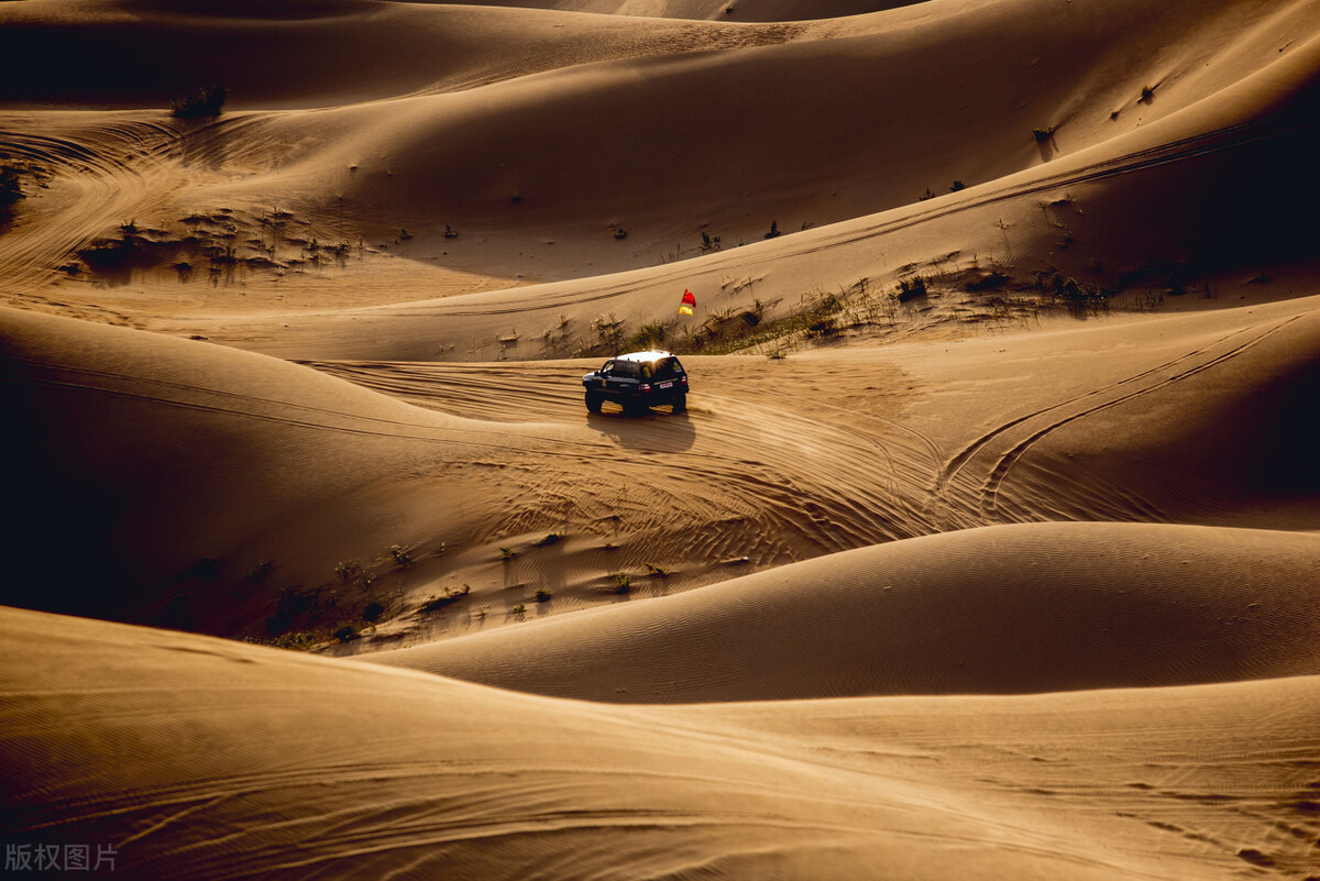 国内最值得自驾的七条绝美路线,此生必去的中国100个攻略