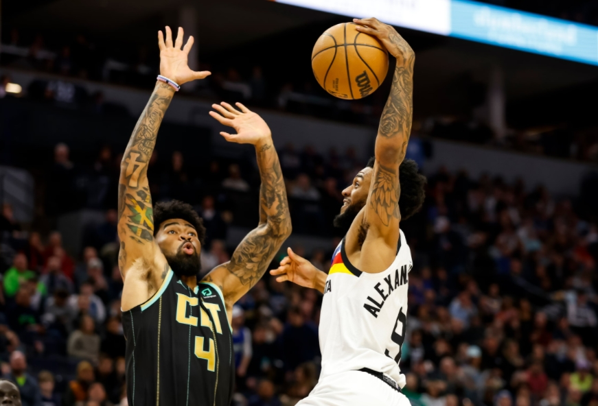 哈登27分准三双篮网胜骑士哈登,海沃德出战黄蜂凯尔特人