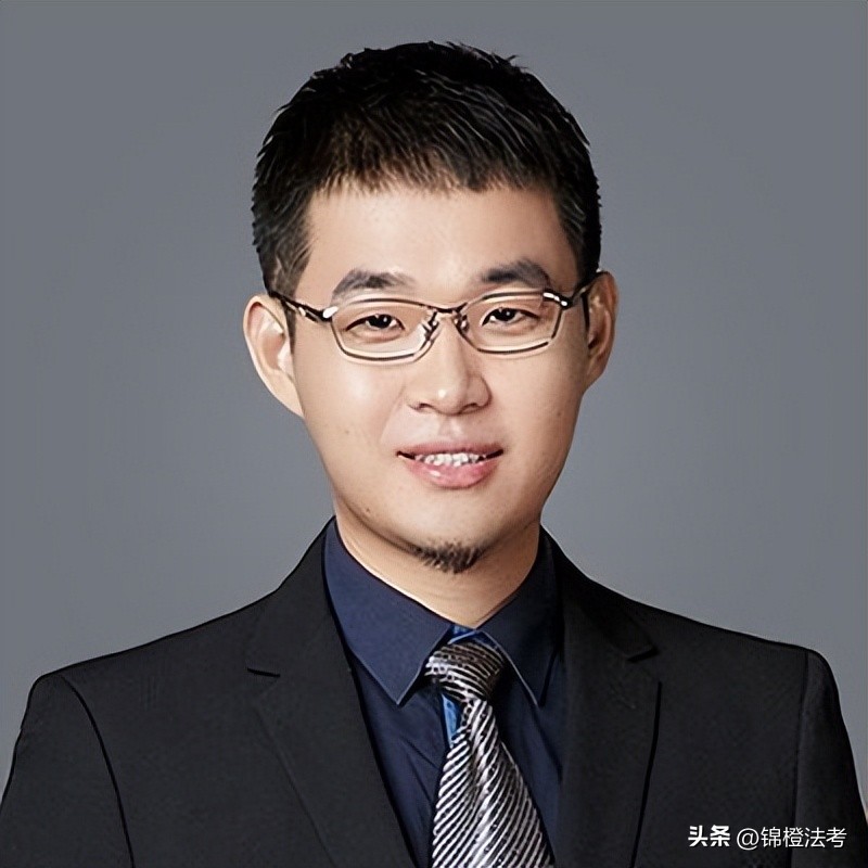 罗翔与柏浪涛哪个更适合法考小白,法考讲刑法刘凤科和罗翔哪个好