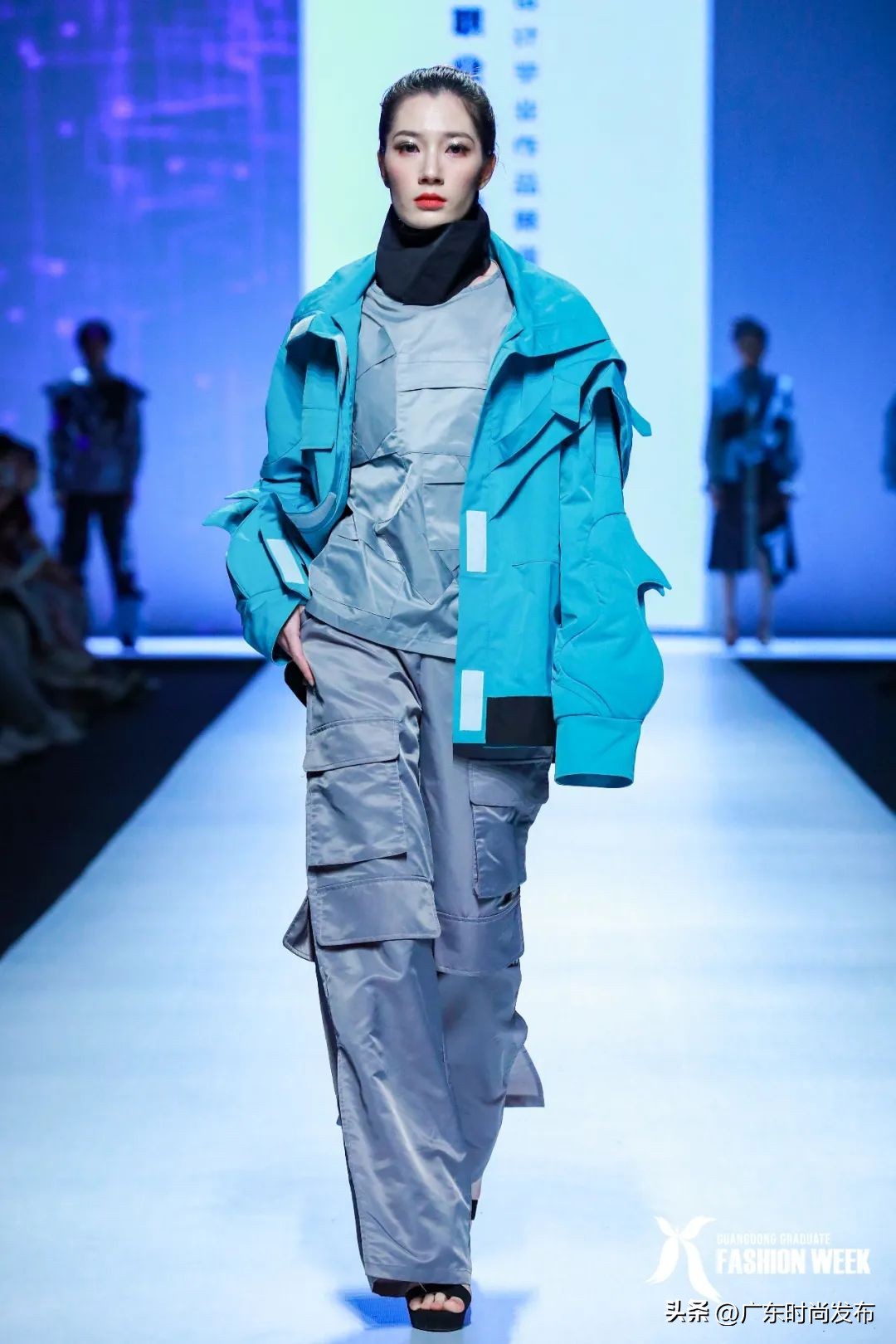 独特思维探寻时尚奇幻世界!中山职业技术学院服装设计毕业作品展演——2023中国(广东)大学生时装周