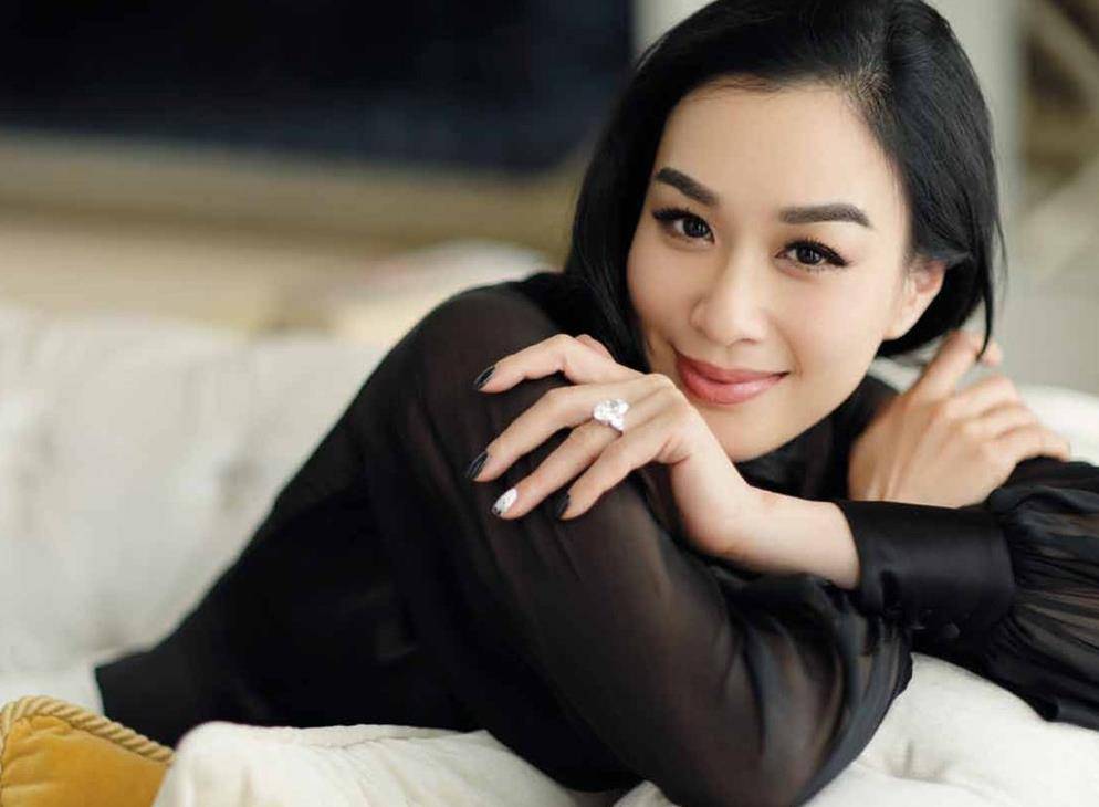 金星说走红毯穿深v,金星吐槽深v抹胸装