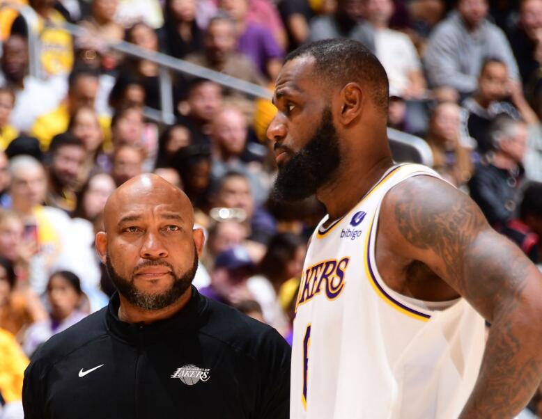 湖人威少表现引争议,湖人处理威少的三个办法