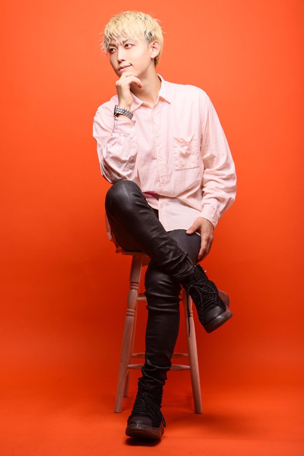 日本“租借男友”爆火！真人露面后网友炸锅：真的有点帅…