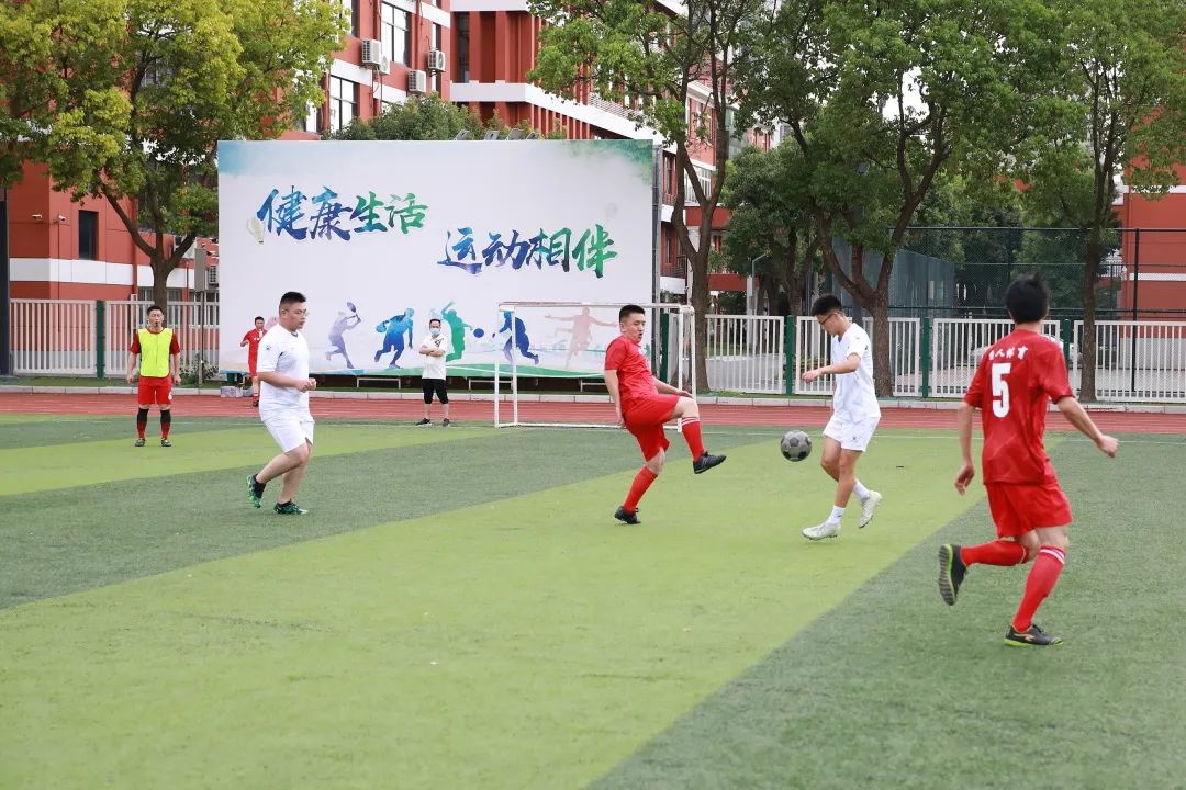 实验梧桐学校足球比赛,实验中学足球比赛