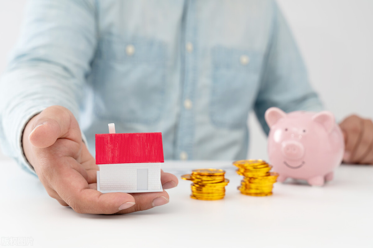 通货膨胀金钱变成了废纸,通货膨胀把钱换成黄金行吗