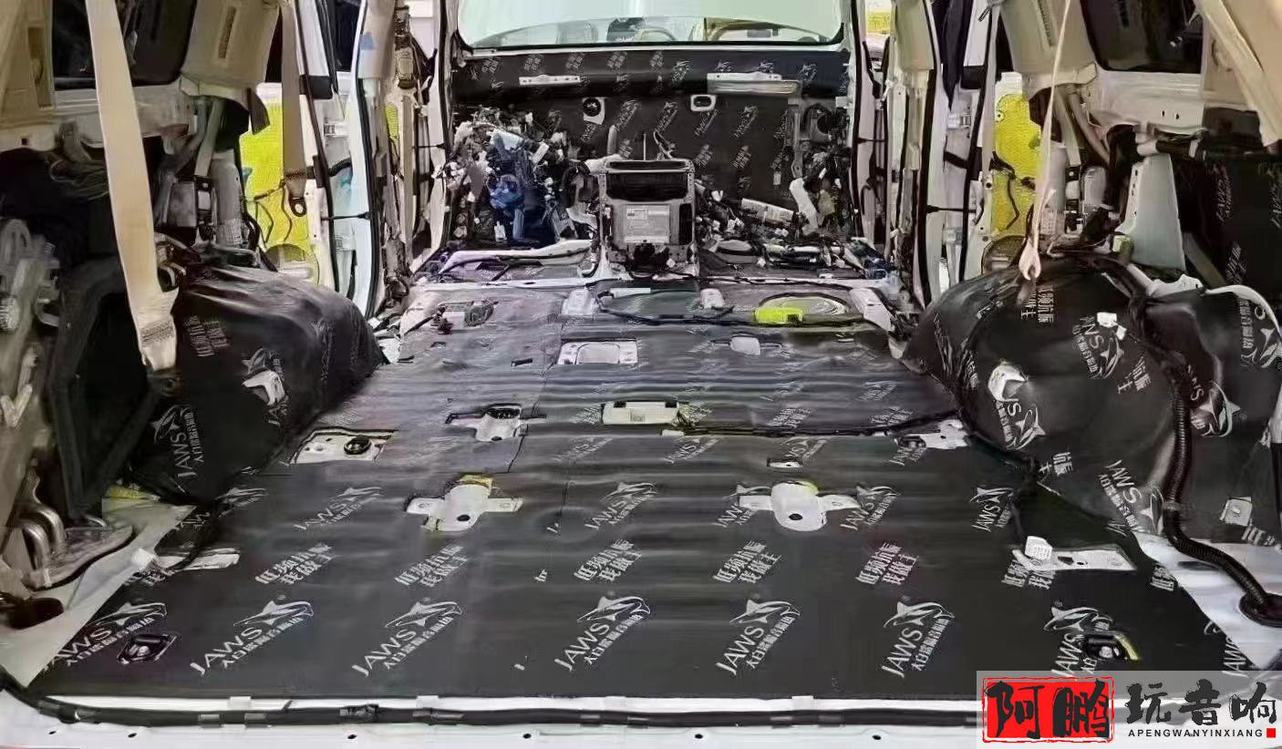 兰德酷路泽隔音效果怎么样,青岛兰德酷路泽音响改装